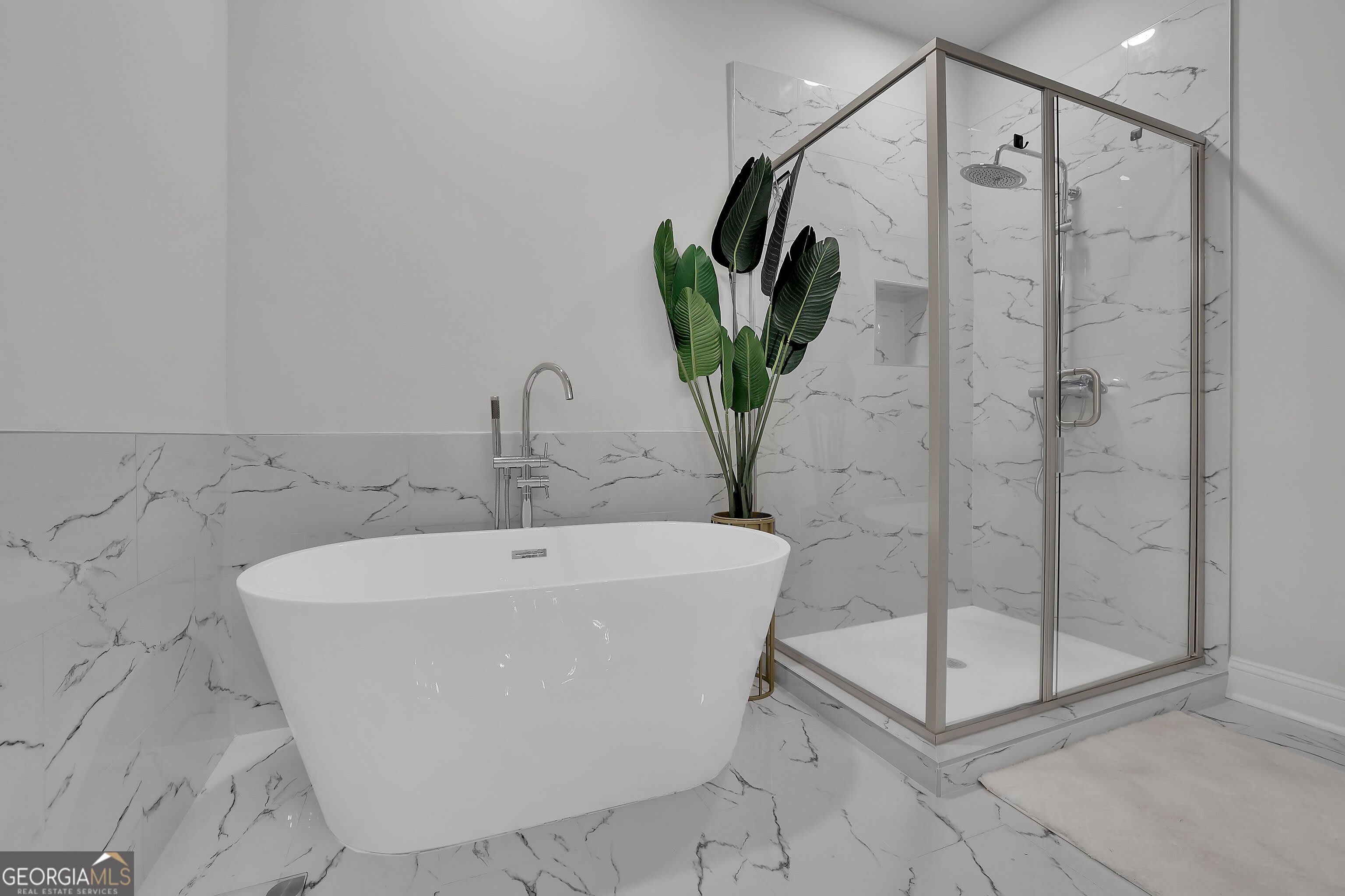 8026 Linfield Way – photo 5