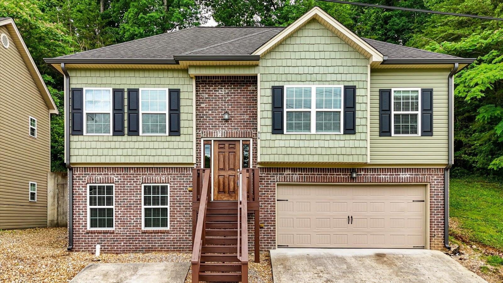816 Altamont Road – photo 1