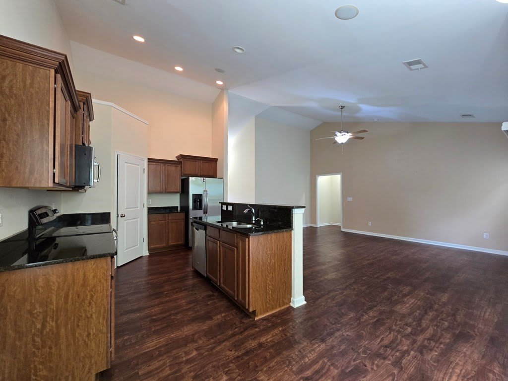 1833 Talisker Drive – photo 5
