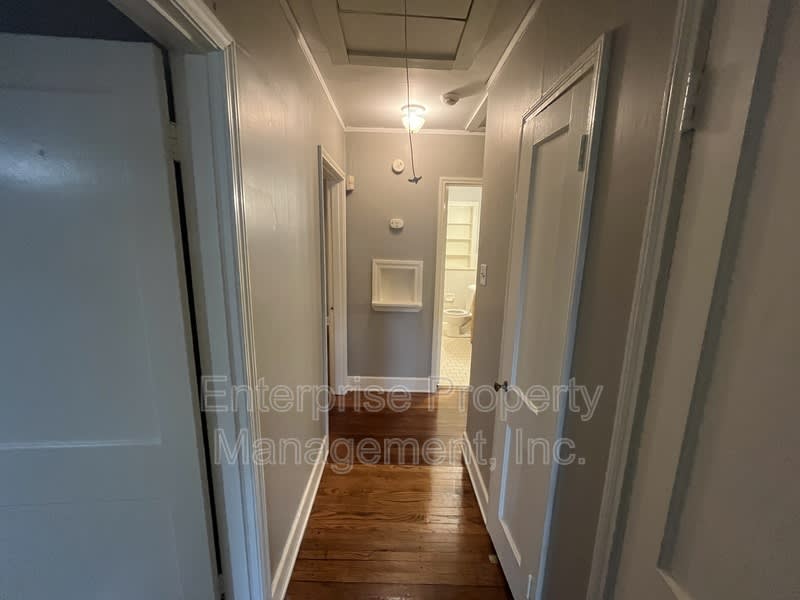 609 Houston St – photo 5