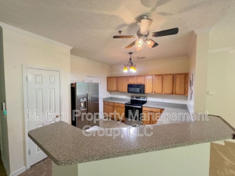 158 Ellis Dr – photo 4