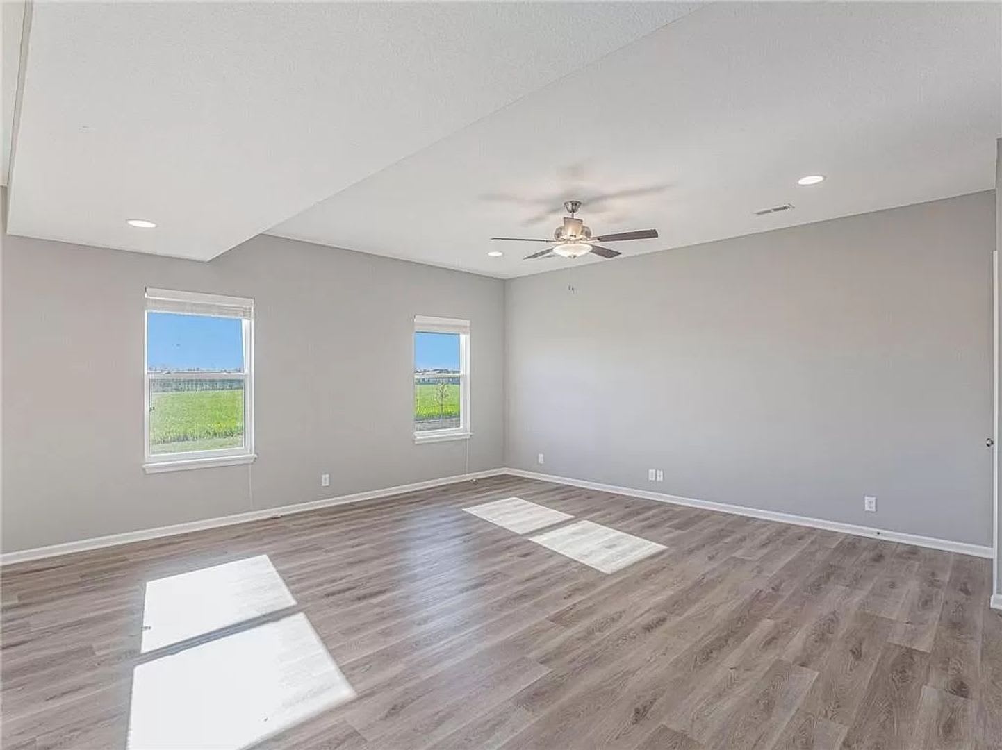 Stunning 4 Bedroom in Blue Springs! Coming Soon! – photo 4