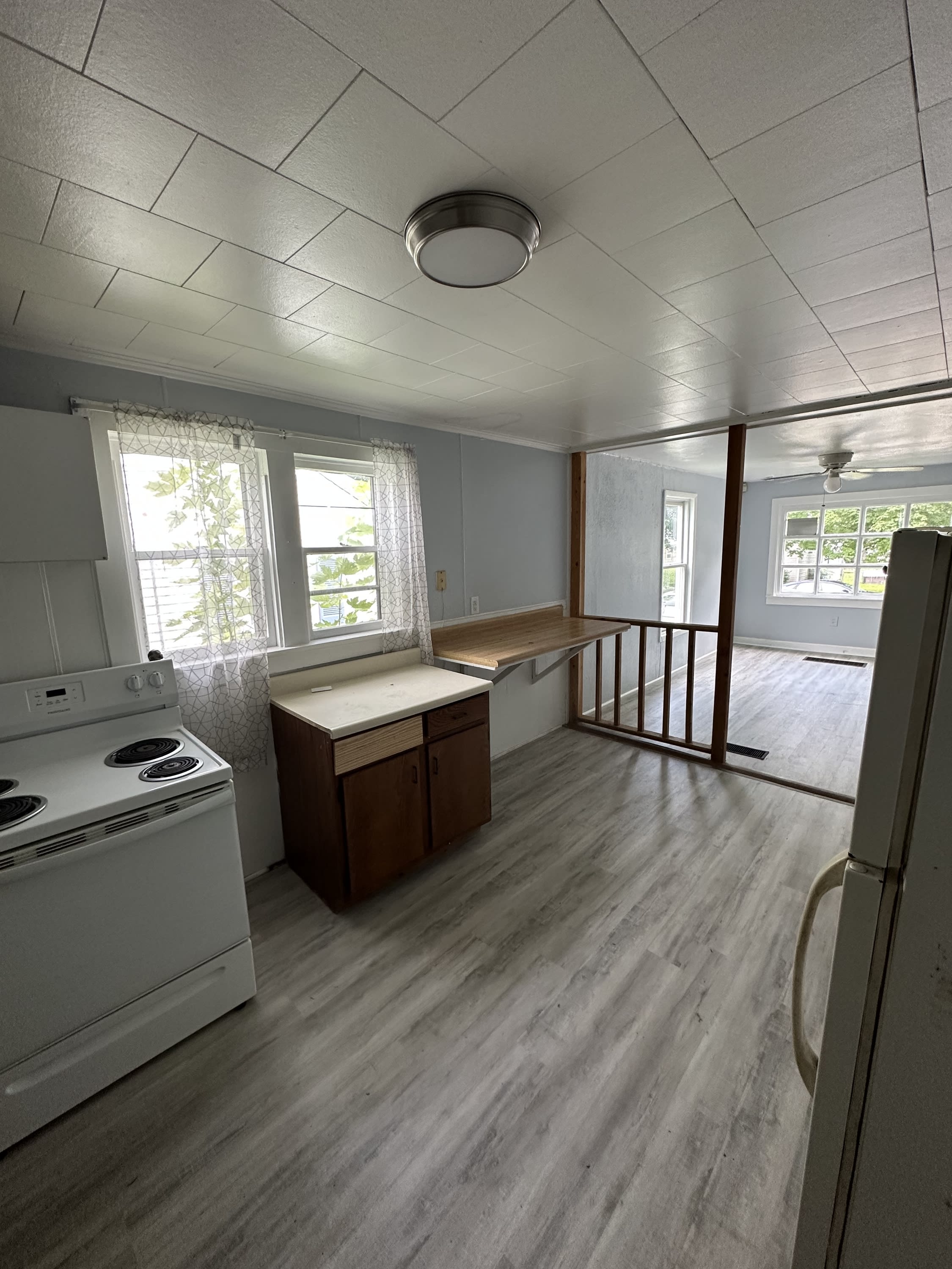 415 East 35th Street – photo 5