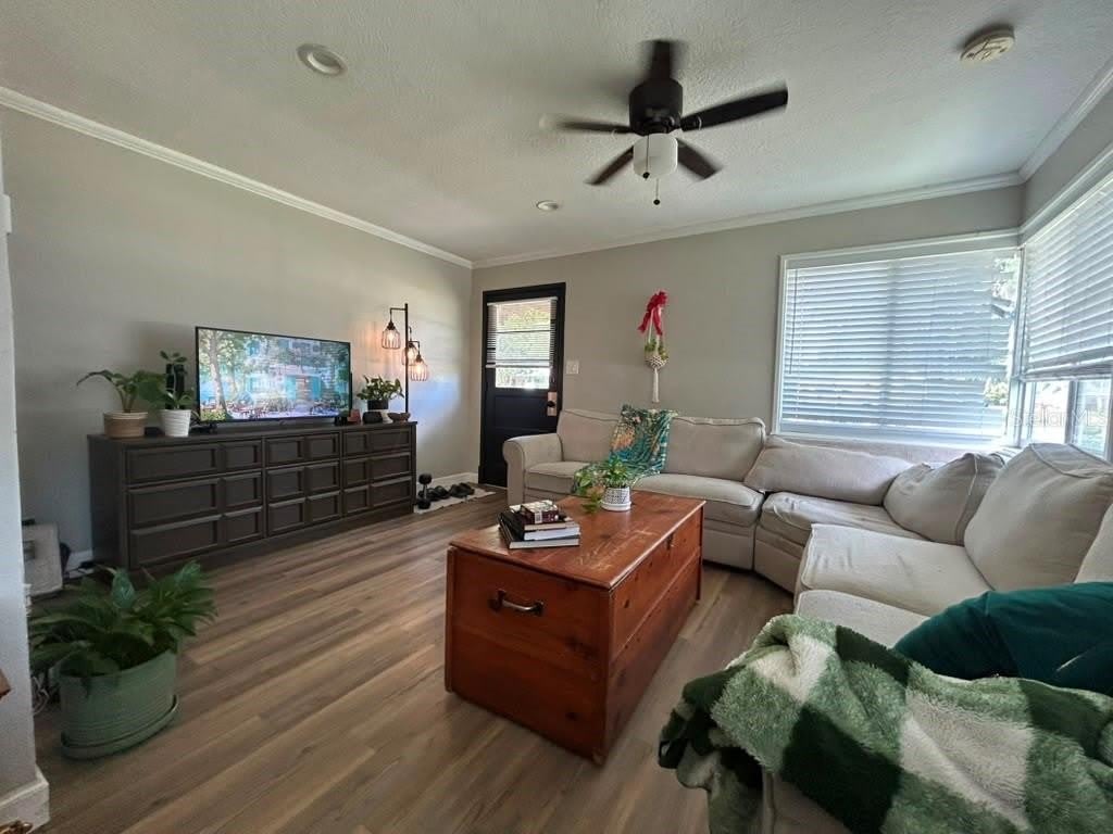 301 PENNSYLVANIA AVE Street – photo 4