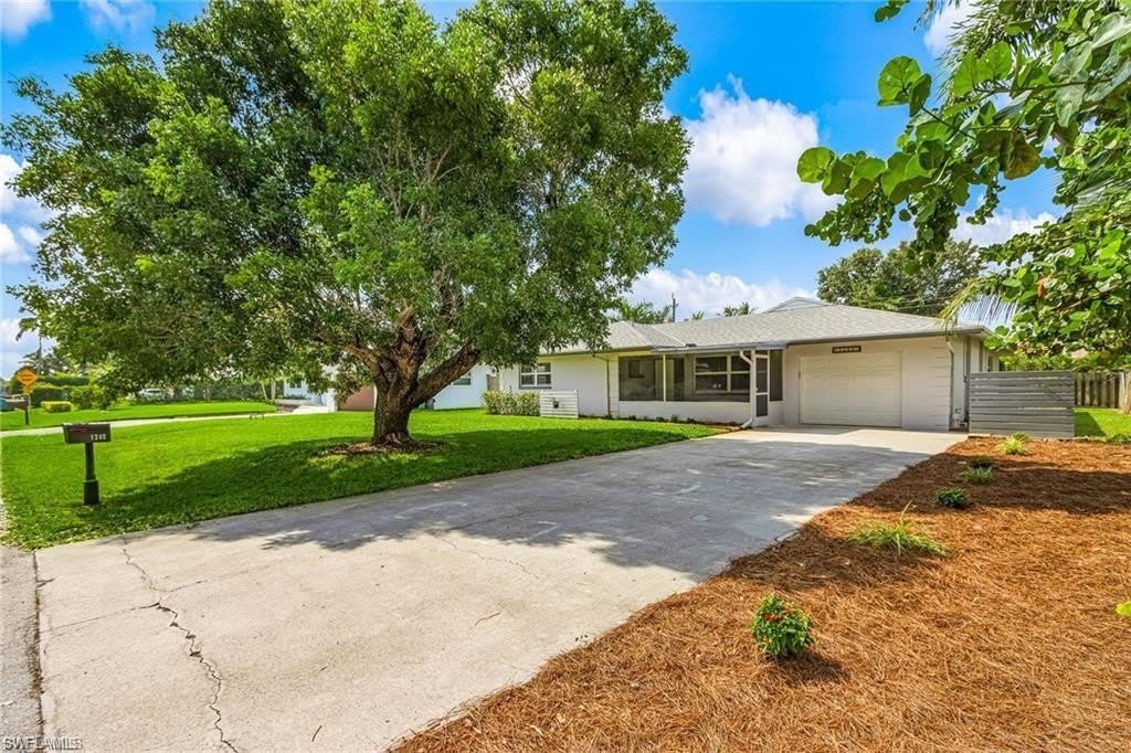 1240 Pompei Ln – photo 3