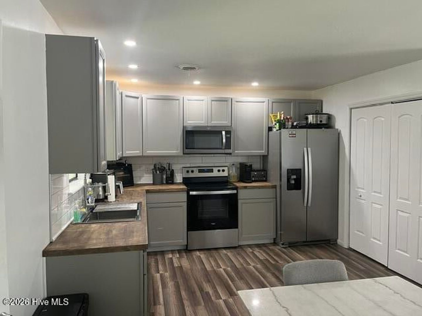 1312 Wolf Swamp Road – photo 5