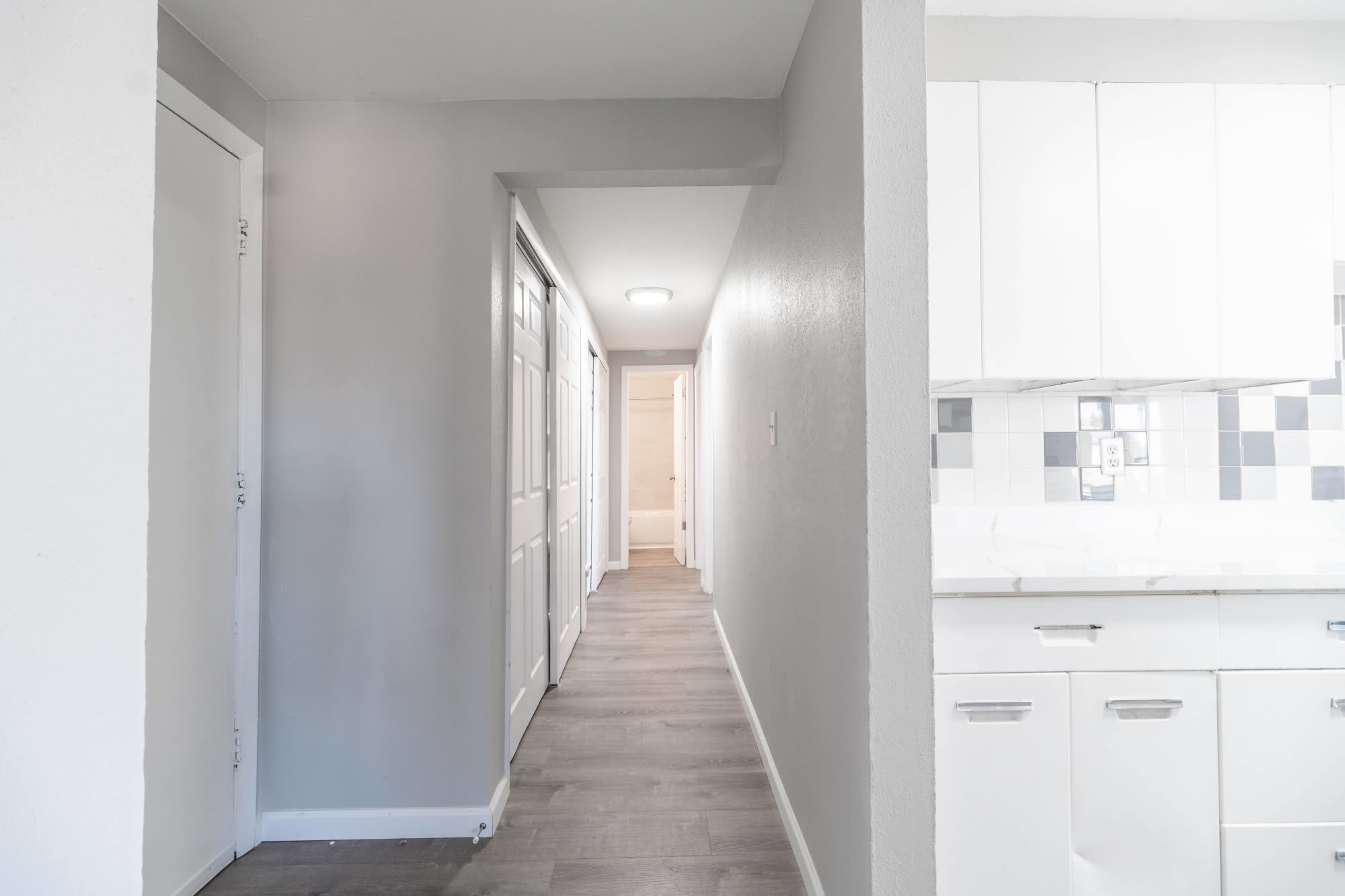 8780 Dawson Street – photo 3