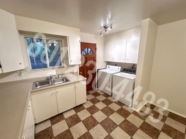 858 Yale Avenue South – photo 4