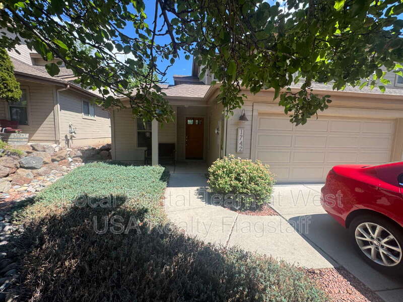 1742 N Blue Spruce Cir – photo 2
