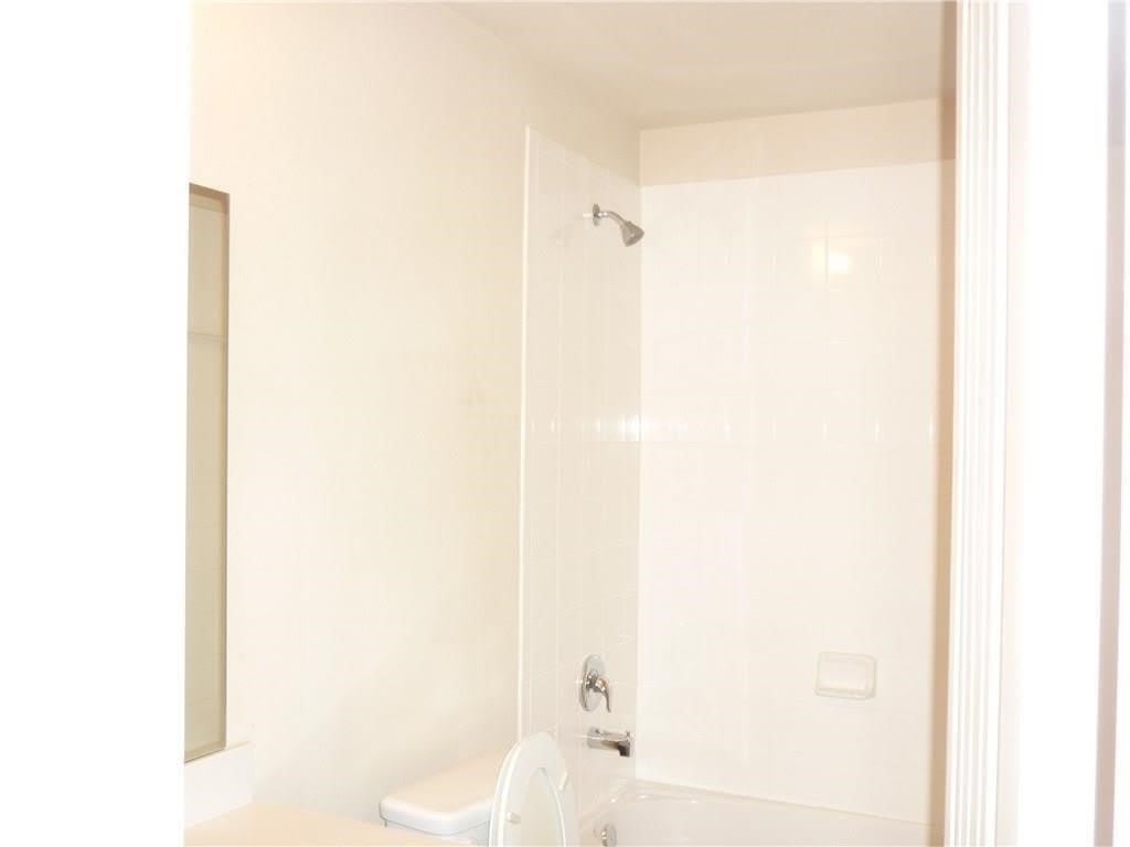 1806 Arbordale Way – photo 5