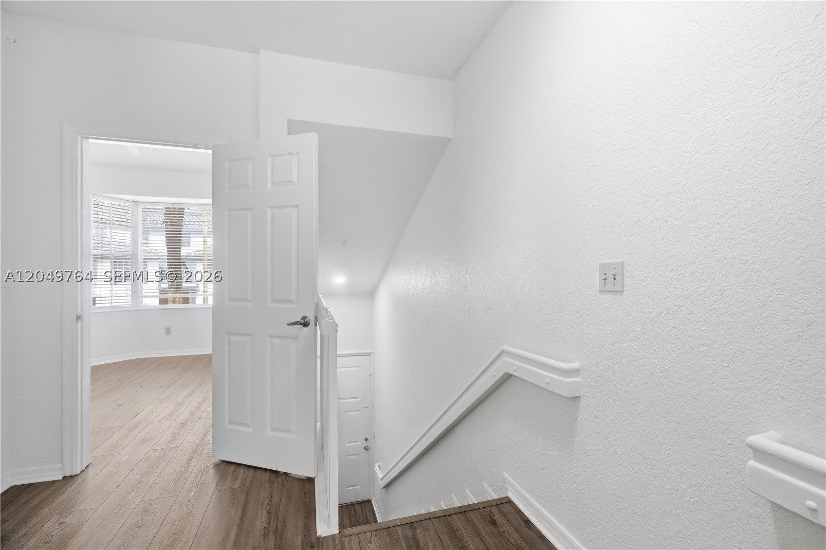 725 Sw 148Th Ave – photo 4