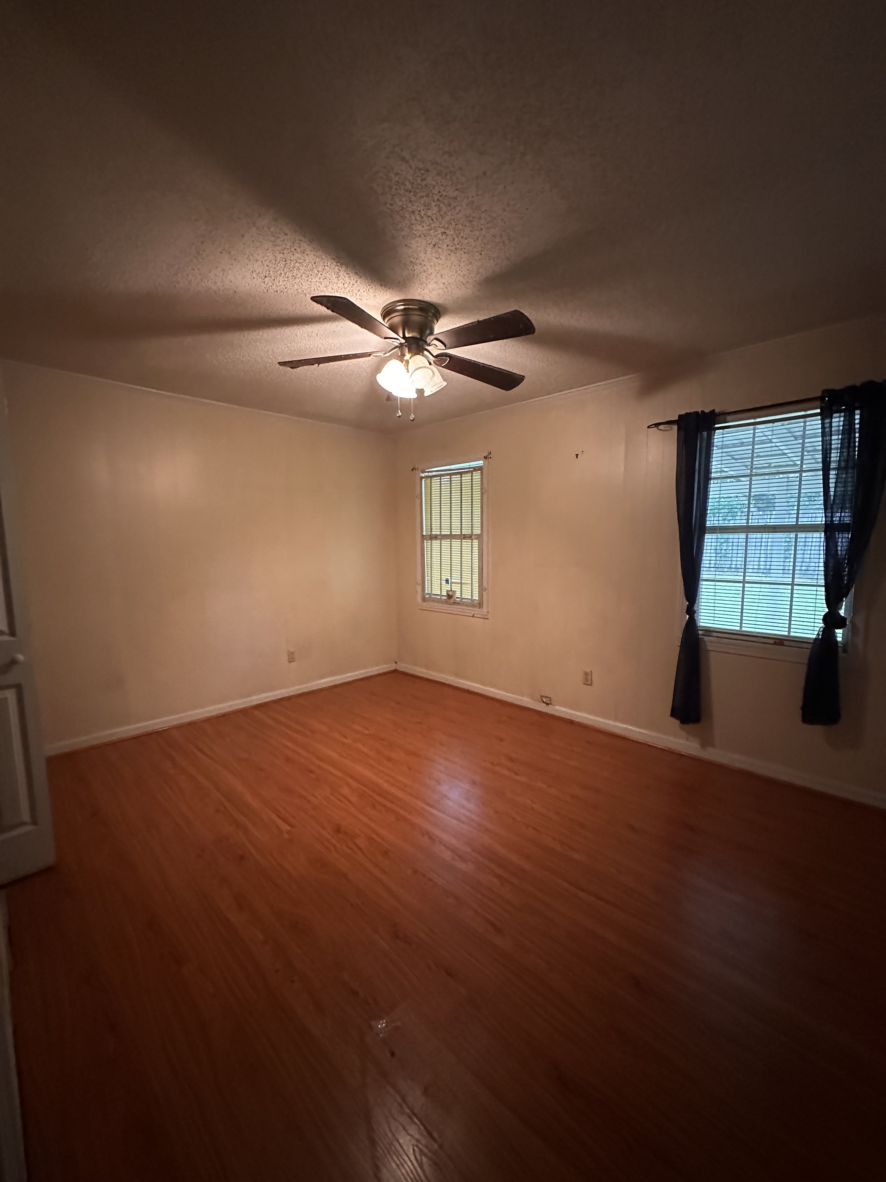 2612 Rutland St – photo 4