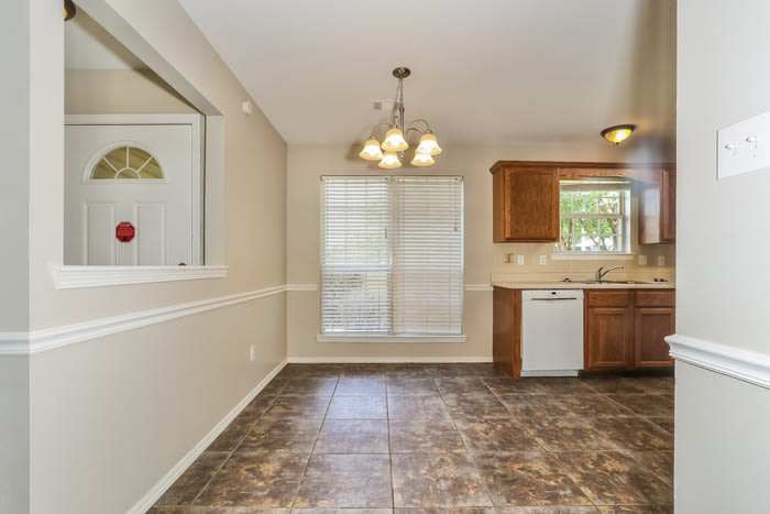 1826 Auburn Hills Drive – photo 4