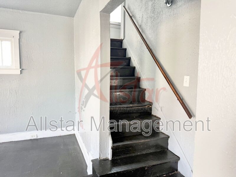 1374 E 94th Street – photo 4
