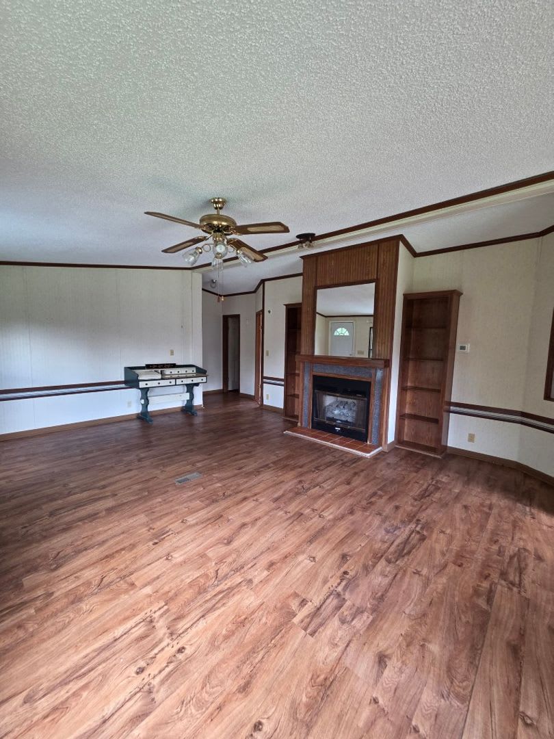 1 850 3 Bedroom 2 Bath Unfurnished Doublewide In A Lovely Setting – photo 5