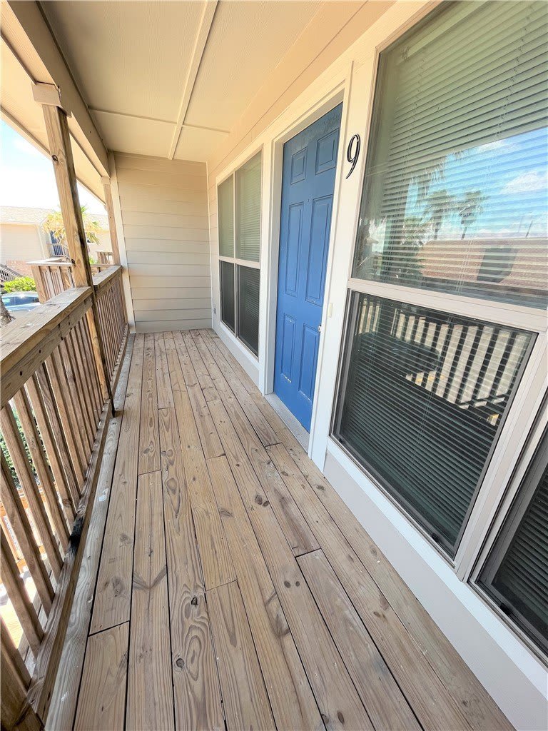 15209 Leeward Drive – photo 2