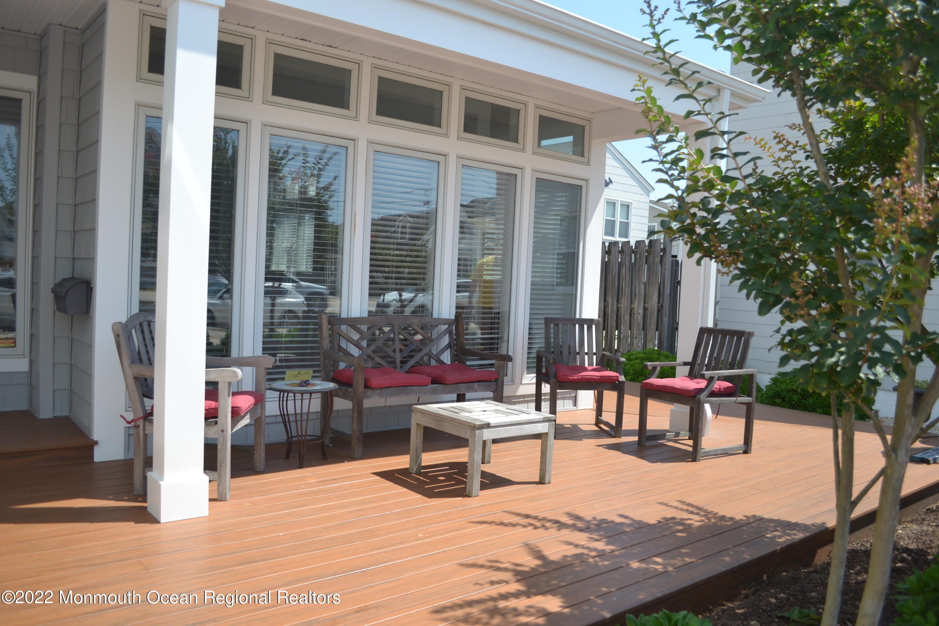 15 Ortley Avenue – photo 3