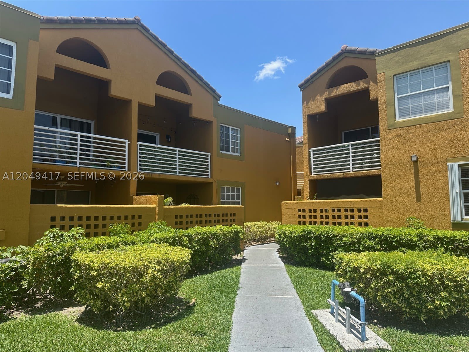 9741 Fontainebleau Blvd – photo 1