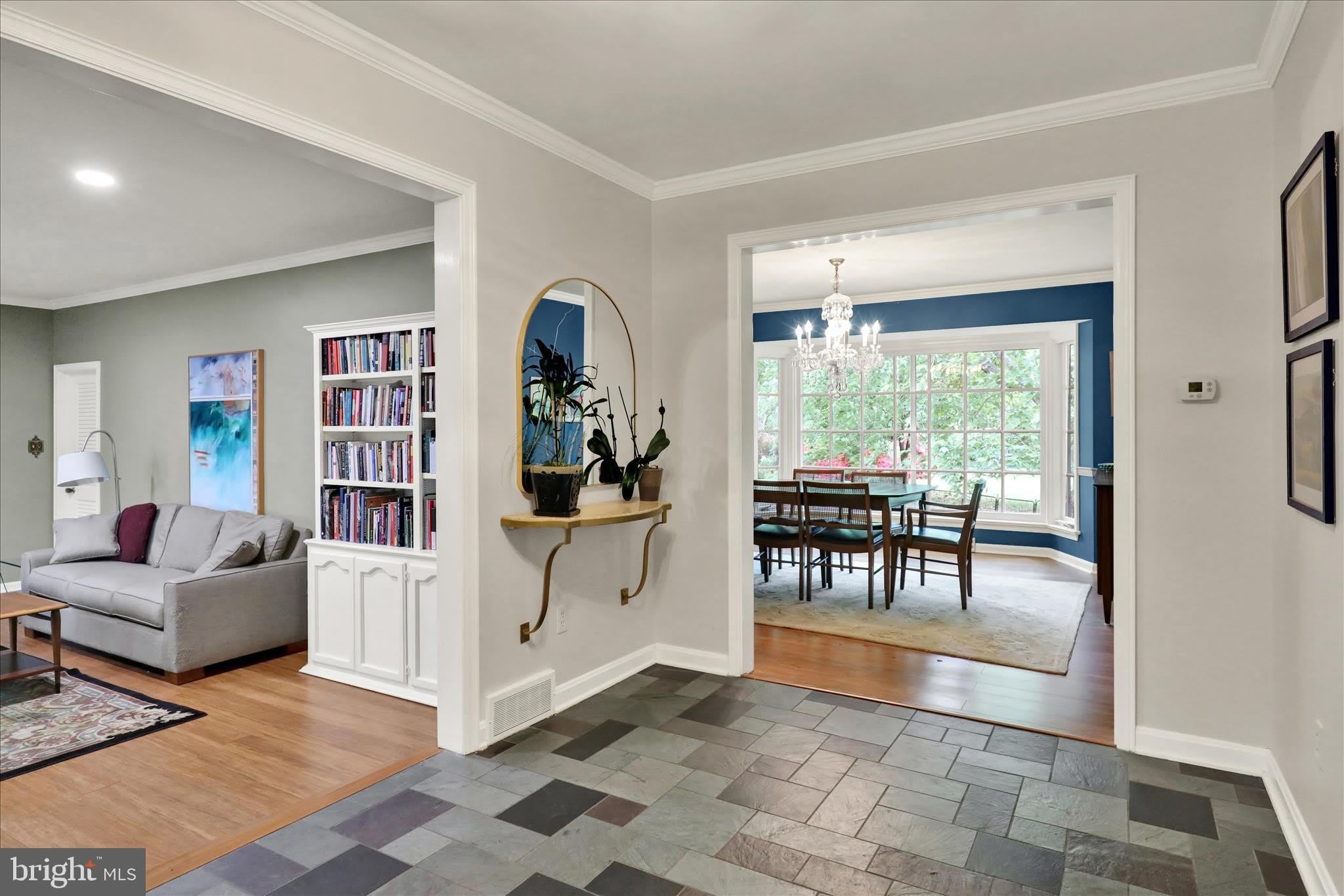 1424 Center Road – photo 5