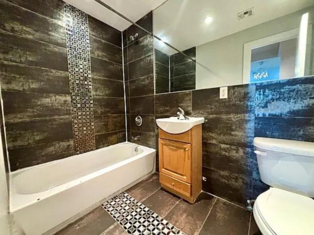 150 Grove Street – photo 4