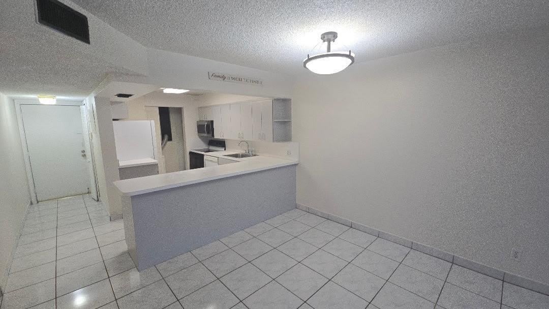 8040 N Colony Cir – photo 2