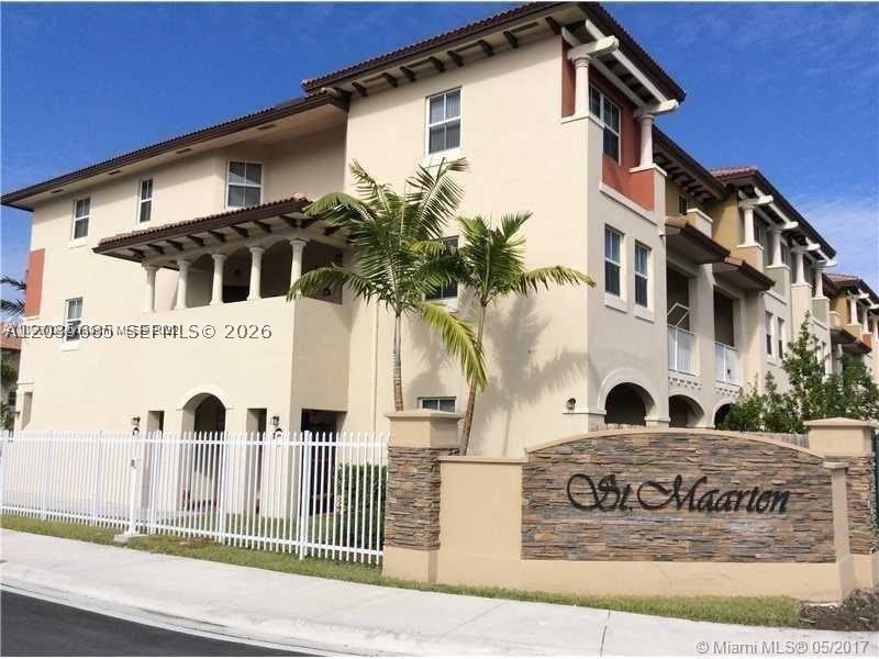 8900 NW 97th Ave – photo 1