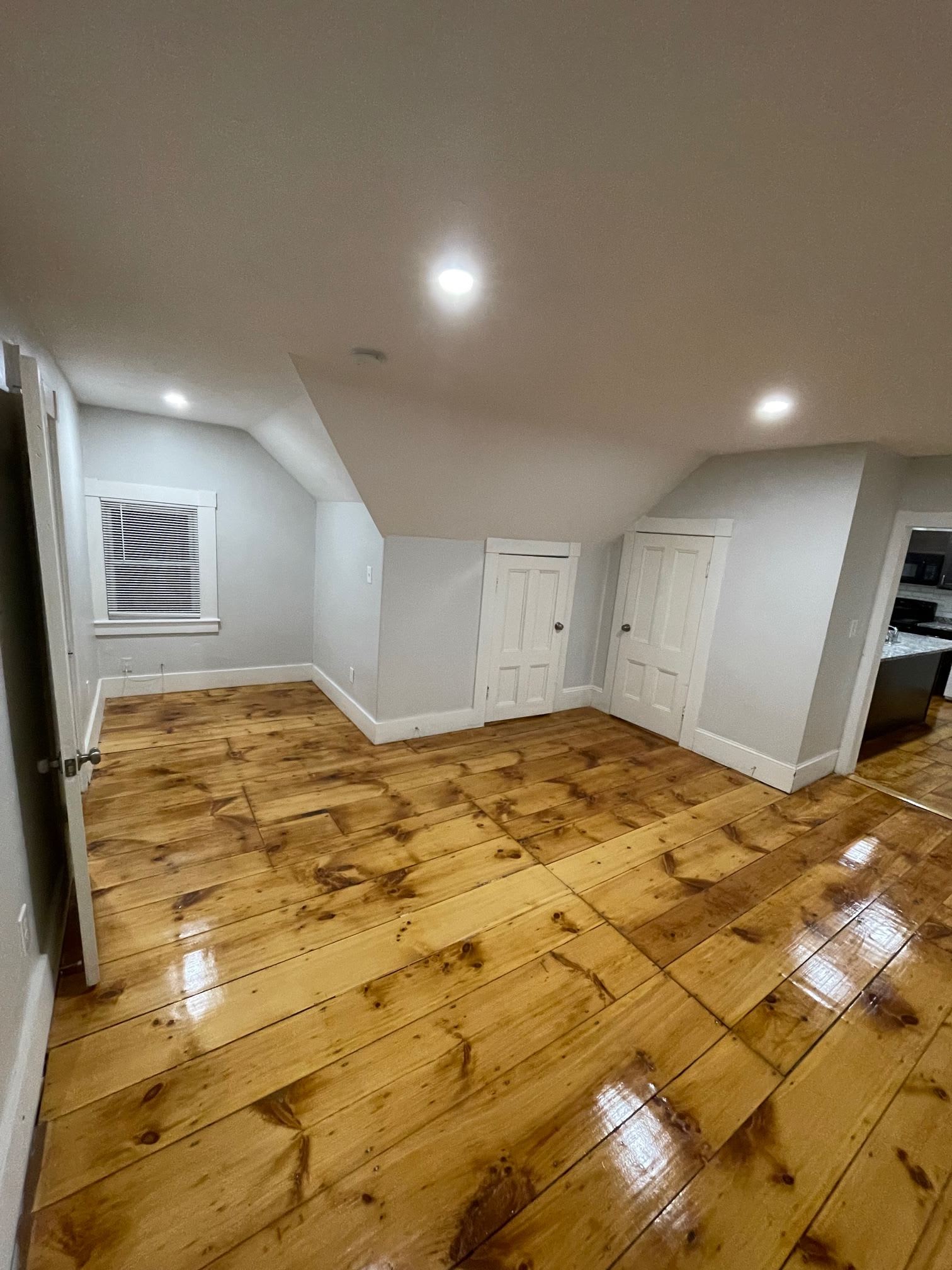 403 Beacon Street – photo 4