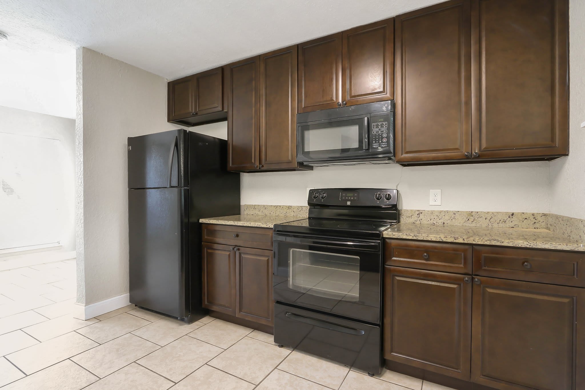 1833 Warringwood Dr Apt C-3 – photo 5