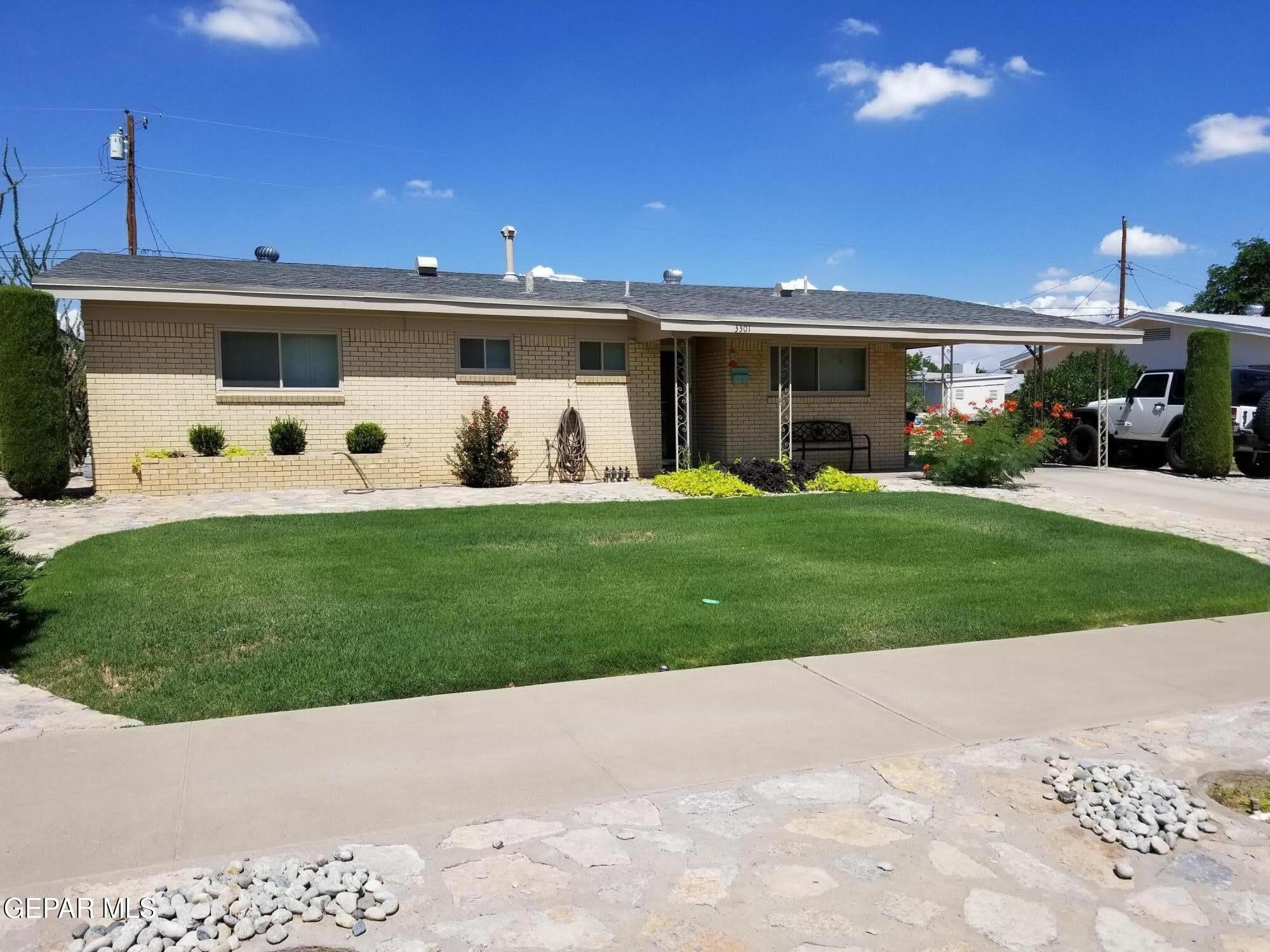 3301 GREENOCK Street – photo 1
