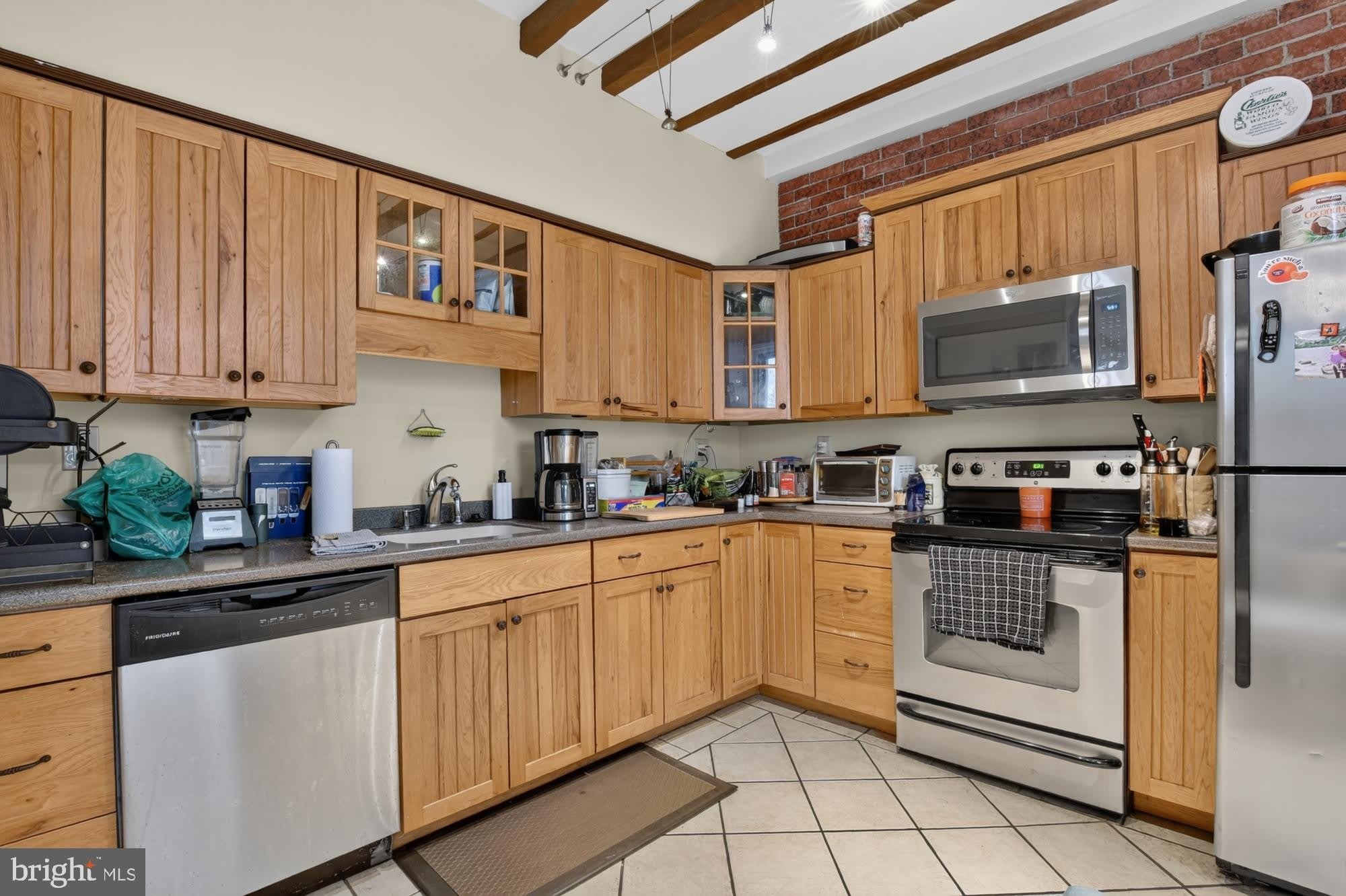 2528 WAVERLY Street – photo 3