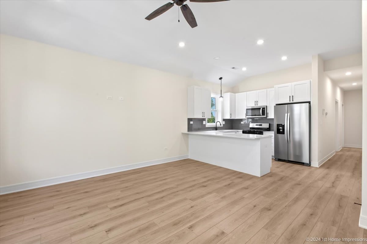 6517 S Drexel Avenue – photo 3