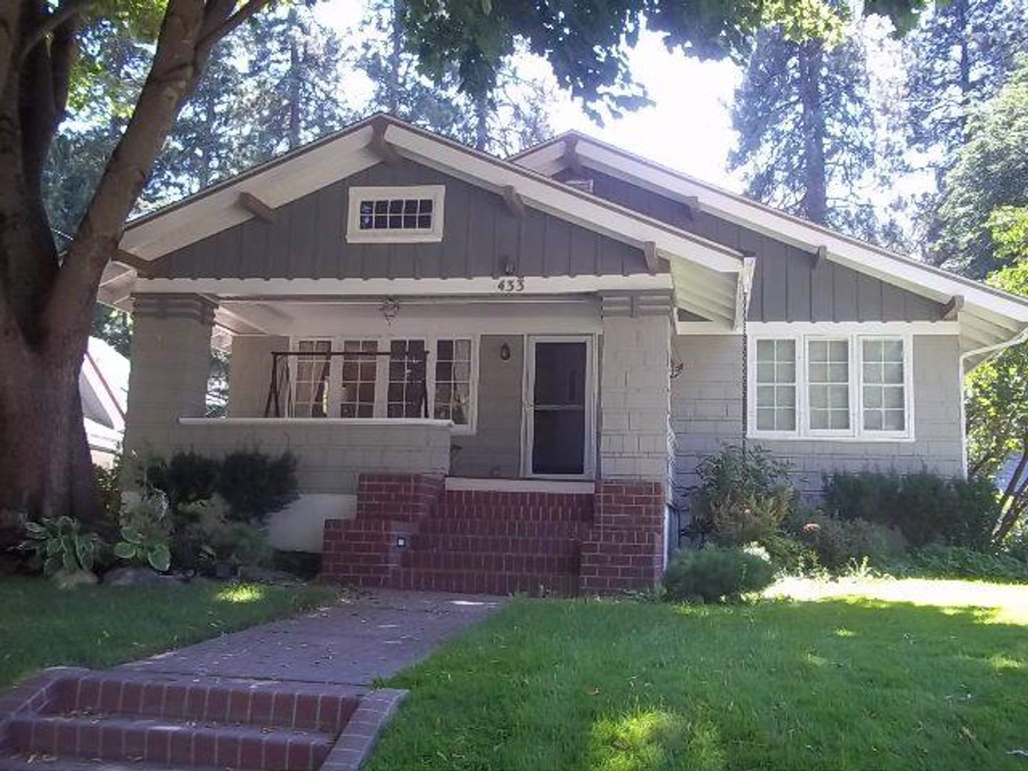 MUST SEE!! Charming South Hill Home 4bd 2bath Home – photo 1