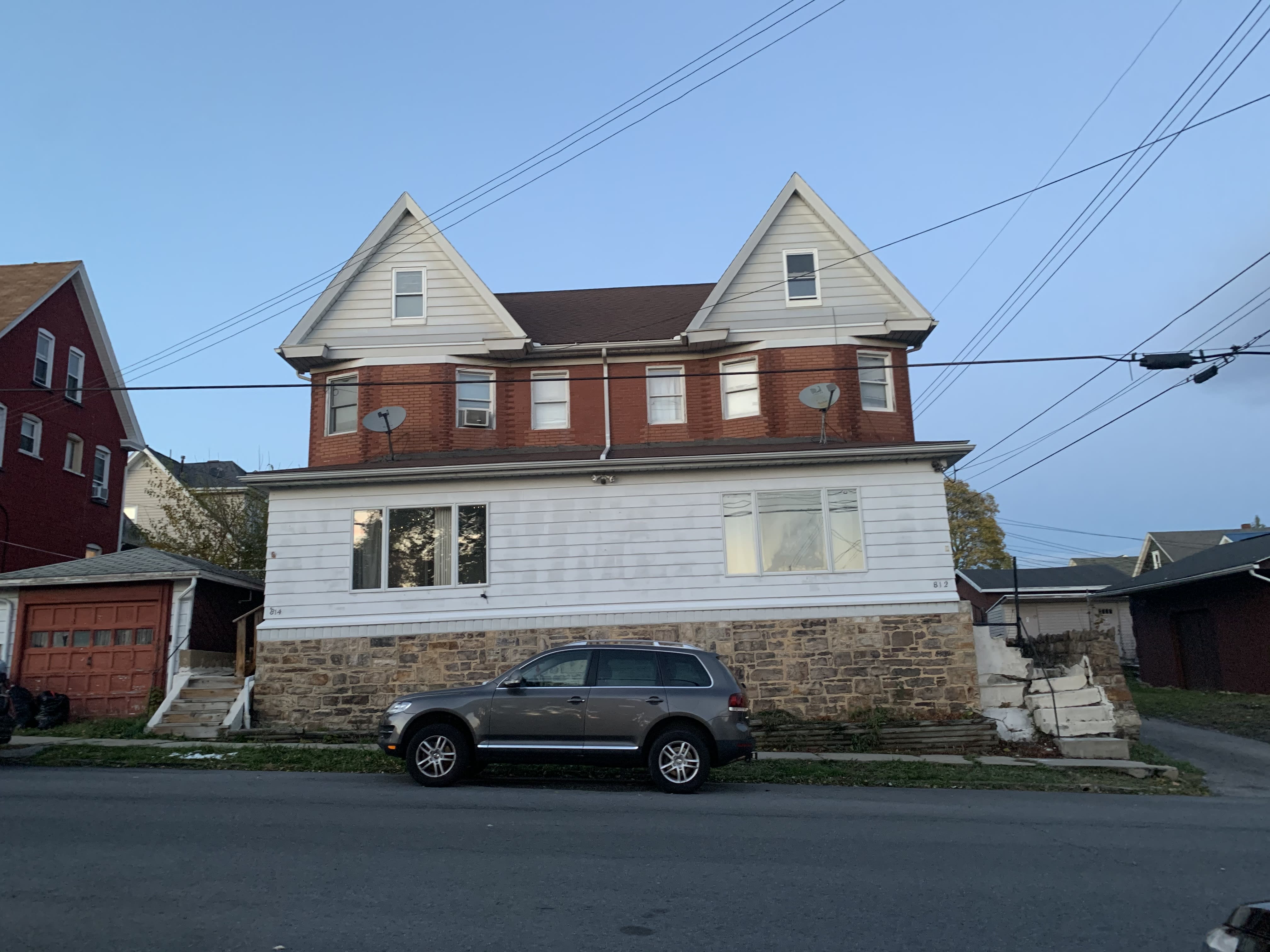 812 N 6th St – photo 1