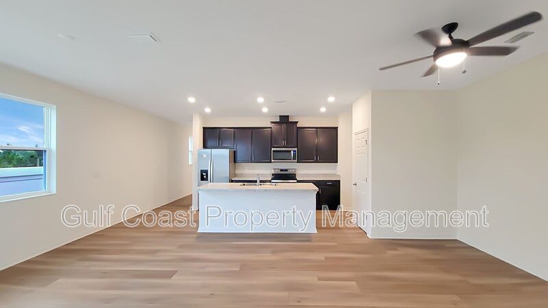 2896 89Th Street Circle East – photo 4