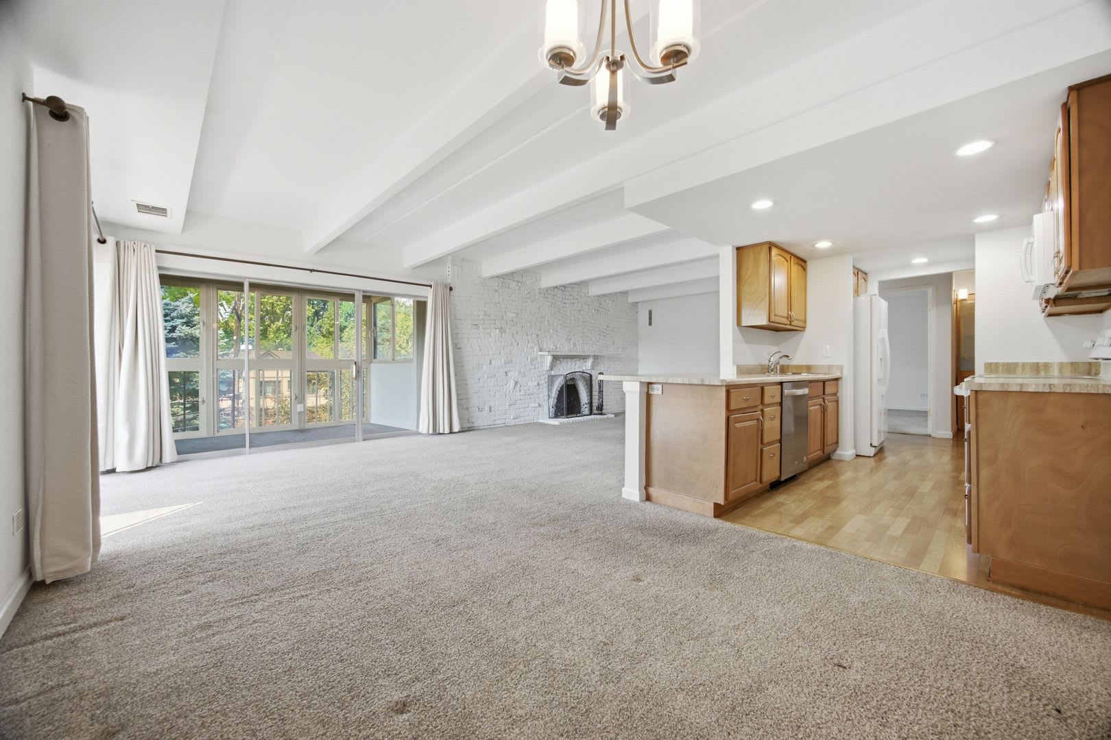 675 S University Blvd #301 – photo 1