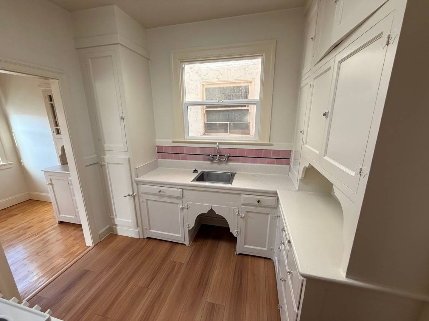 2br – photo 2