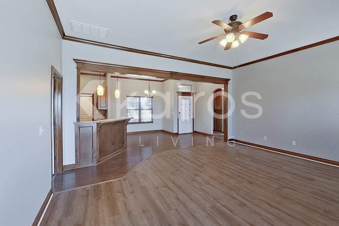11728 Southwest 18th Street – photo 3
