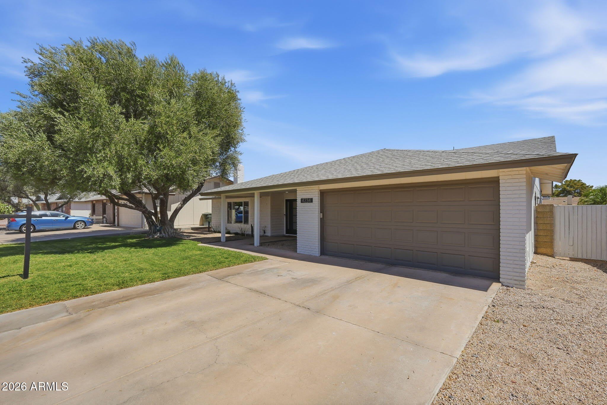 4234 E WINNETKA Drive – photo 2