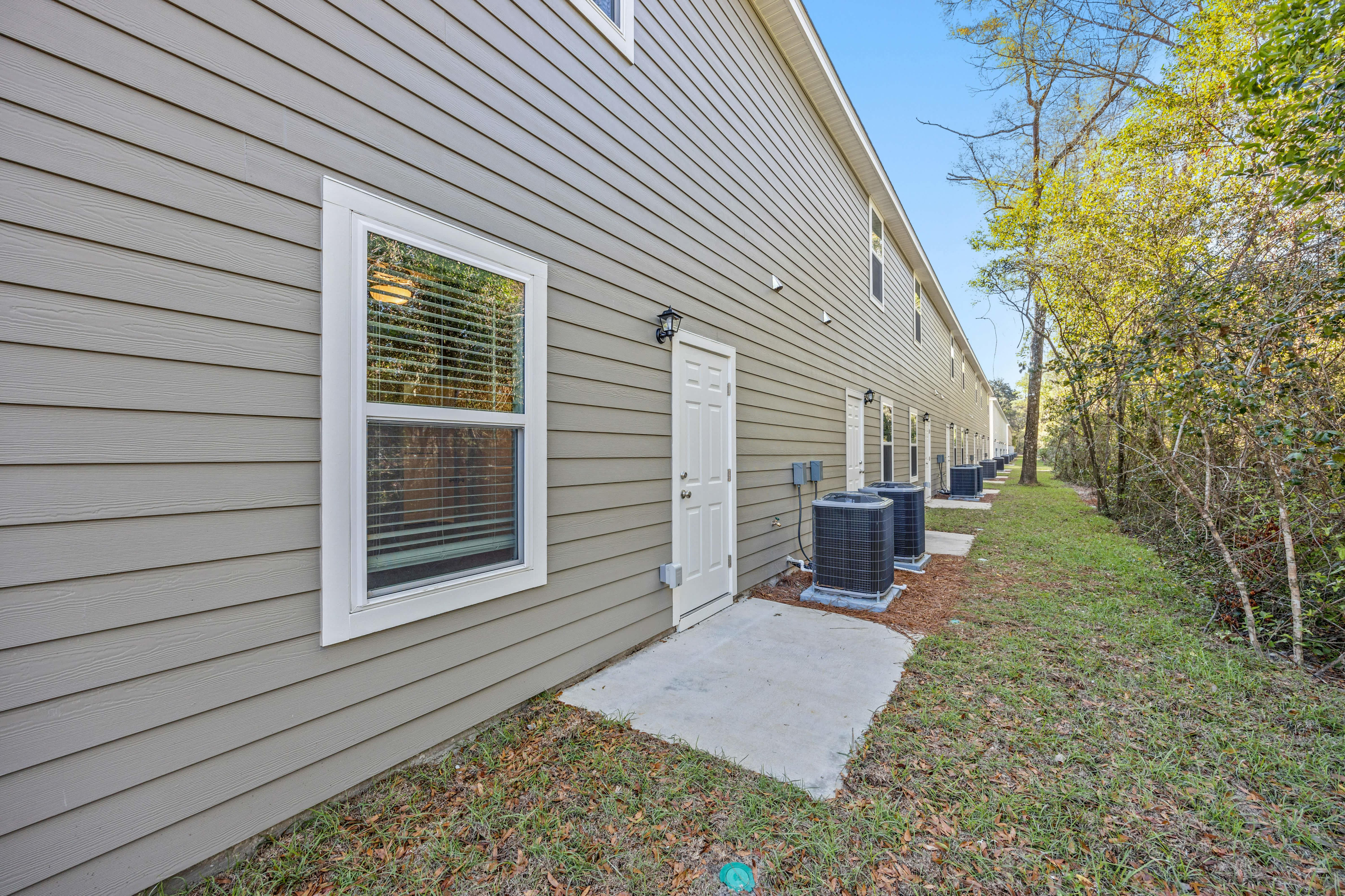 20 Hampton Way – photo 3