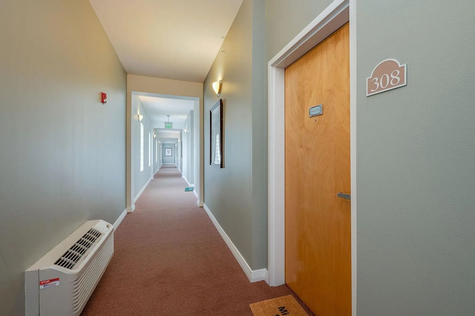 Modern 1-Bedroom Condo with Private Balcony! – photo 2
