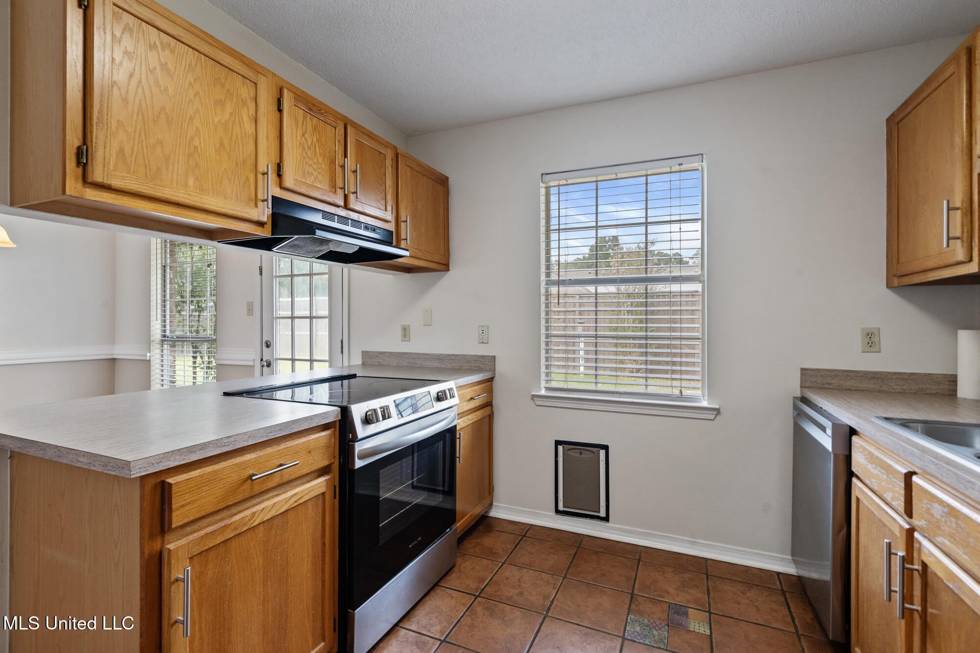 508 Woodward Drive – photo 4