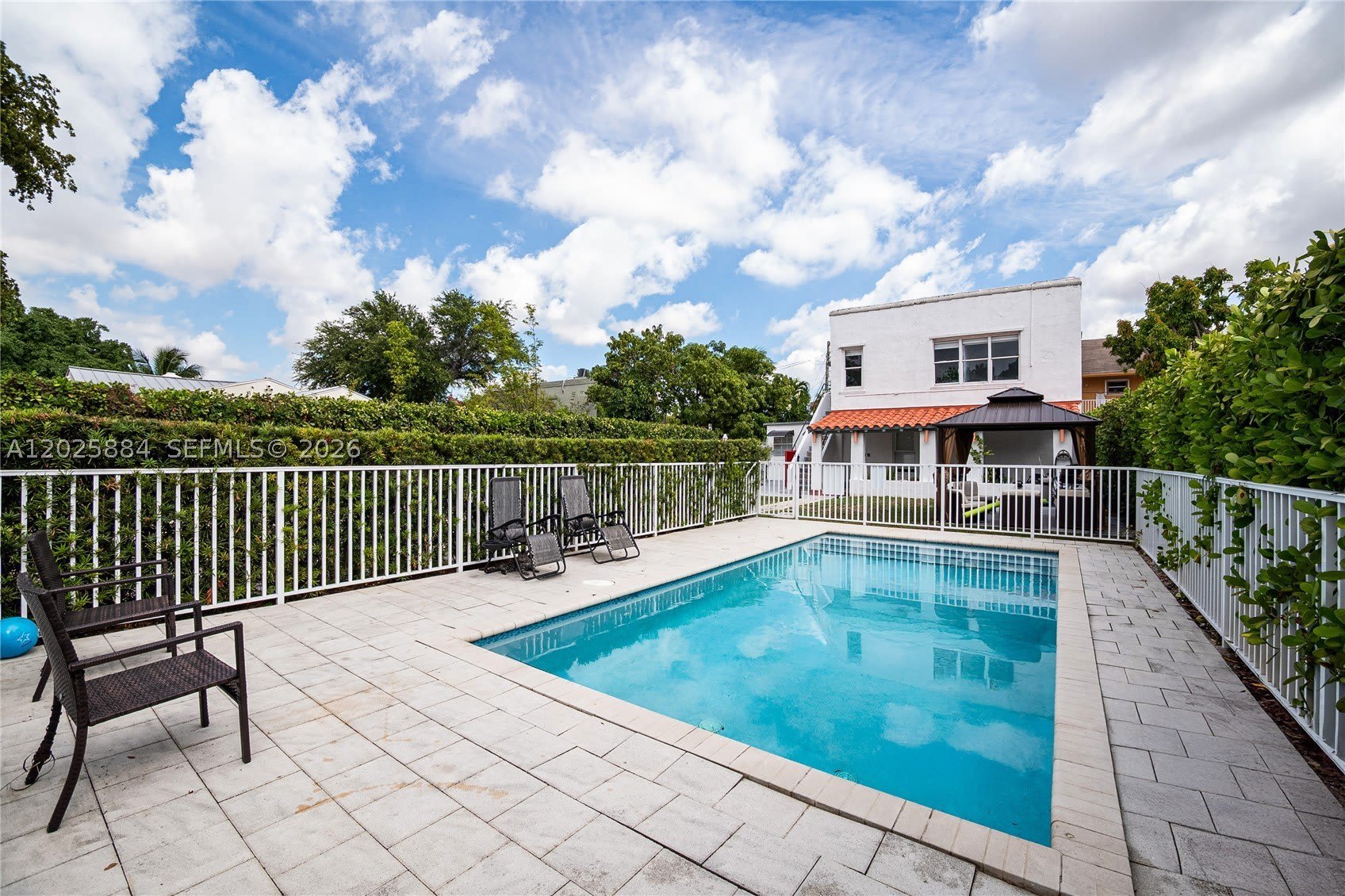 2255 SW 10th St – photo 5
