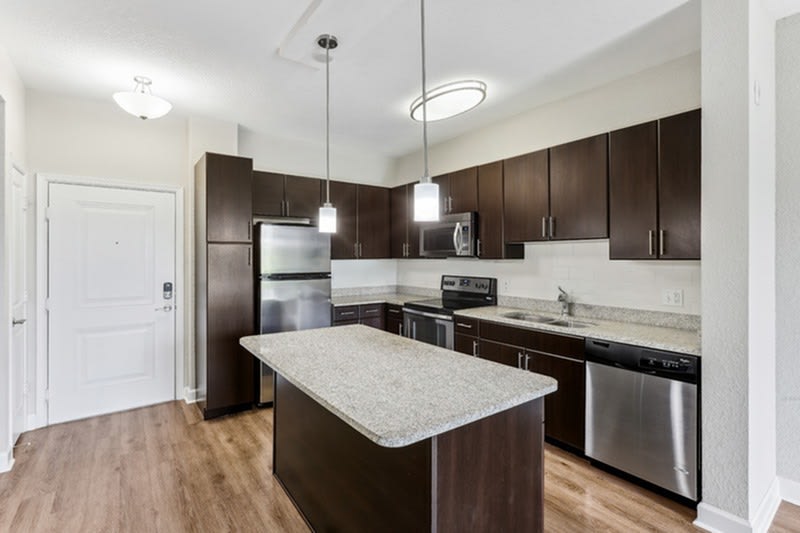 Lantower Westshore – photo 1