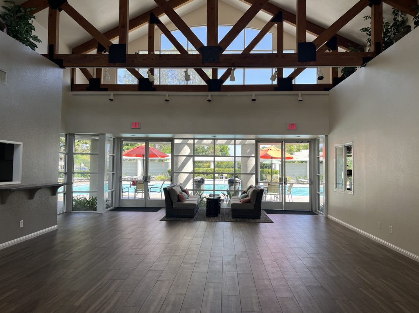 500 Off First Month Amazing One Bedroom Condo In Desirable Aliso Viejo – photo 2