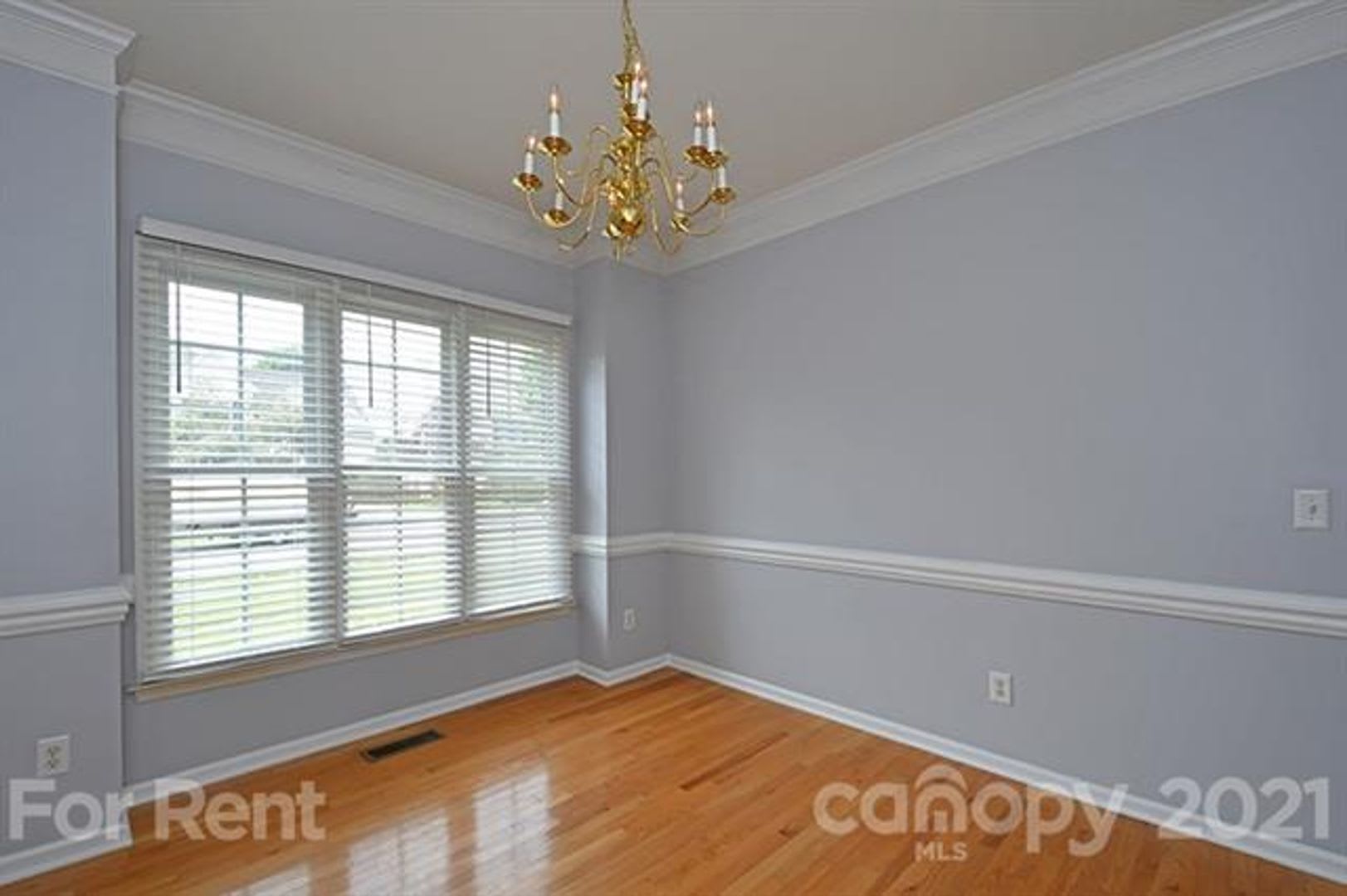 10402 Friargate Road – photo 3