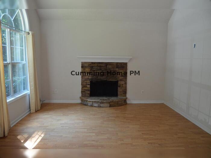 9014 Shorewood Lane – photo 2