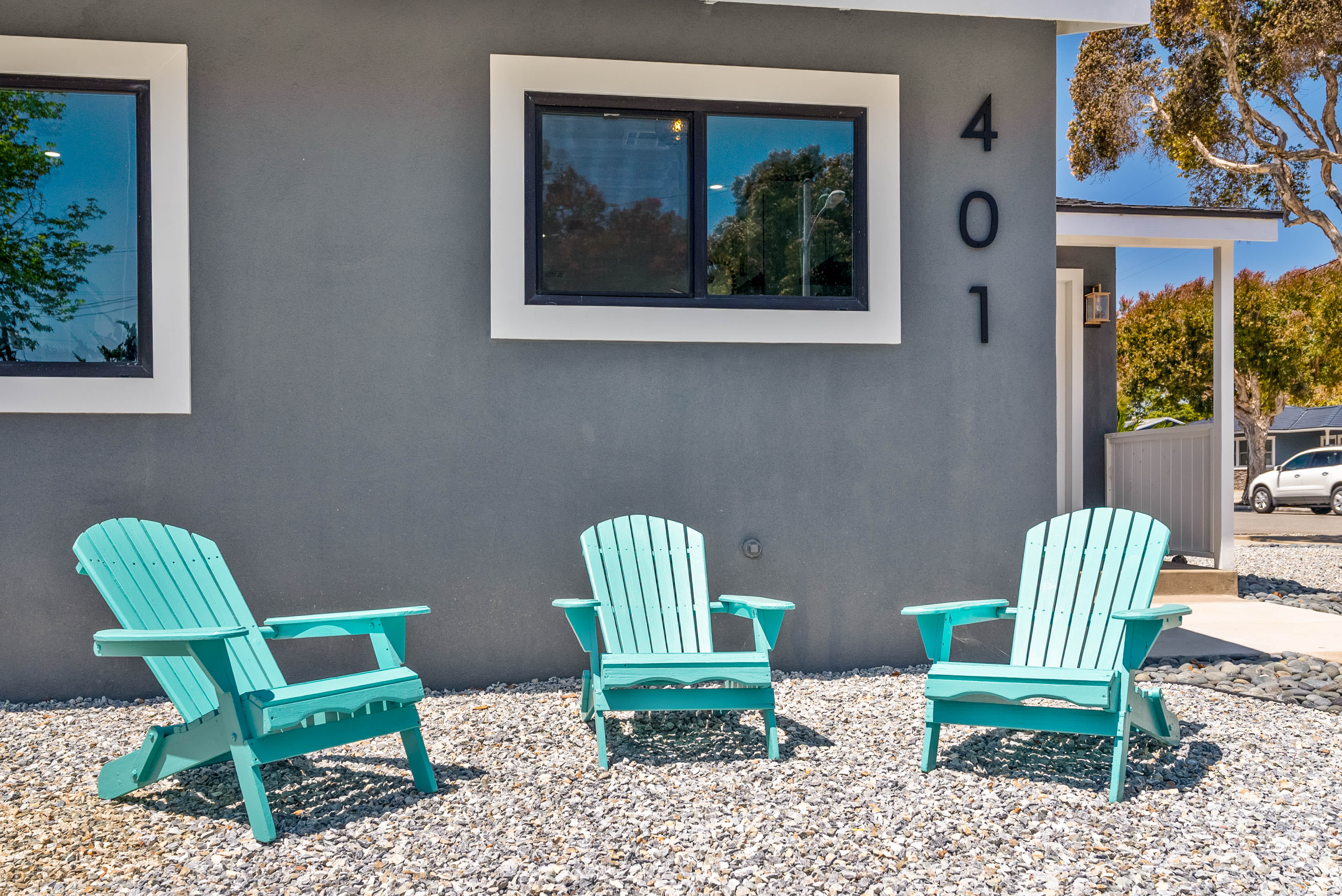 401 Rancho Dr – photo 3