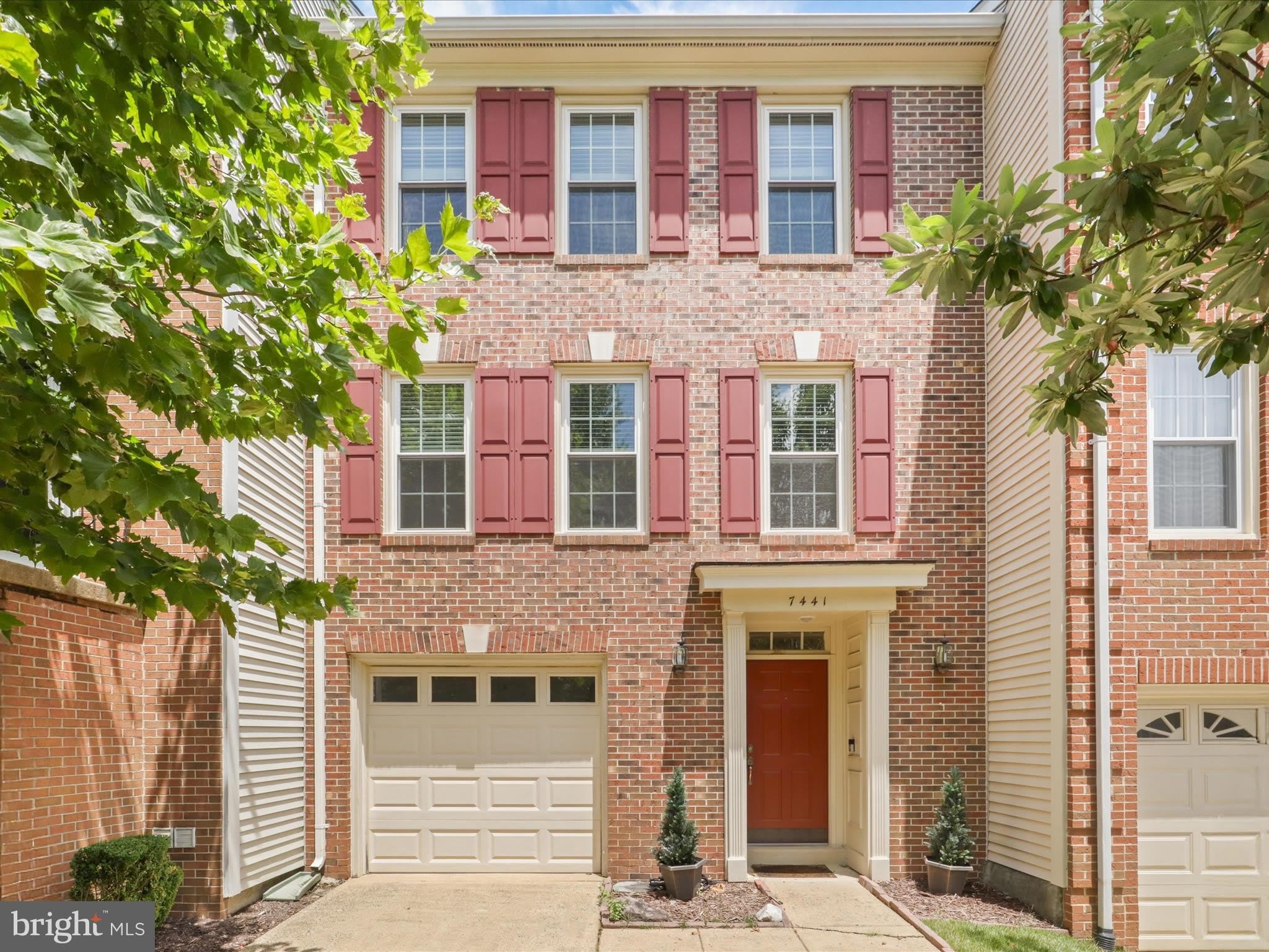 7441 HEATHERFIELD Lane – photo 2