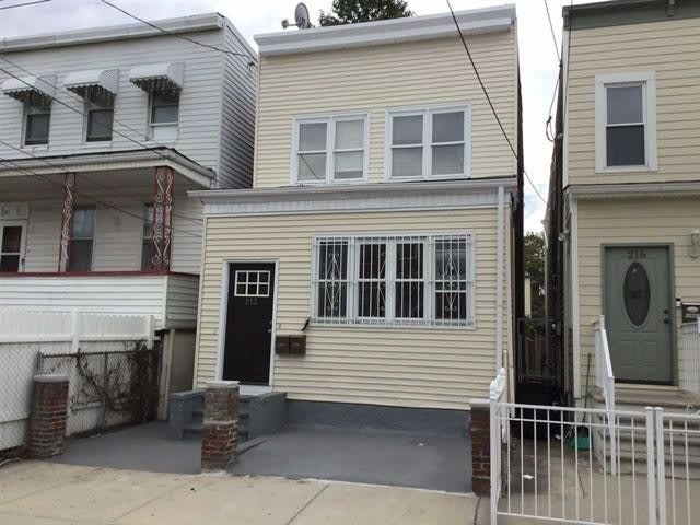 213 NUNDA AVE – photo 4