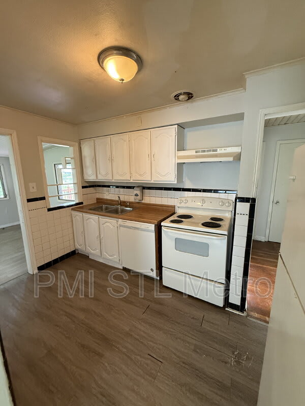 1131 Darr Dr – photo 5